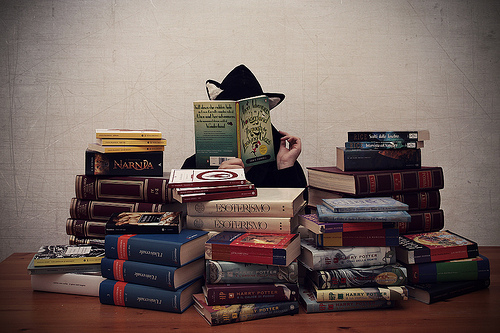 5 BOOKS THAT GOT INTO CONTROVERSY