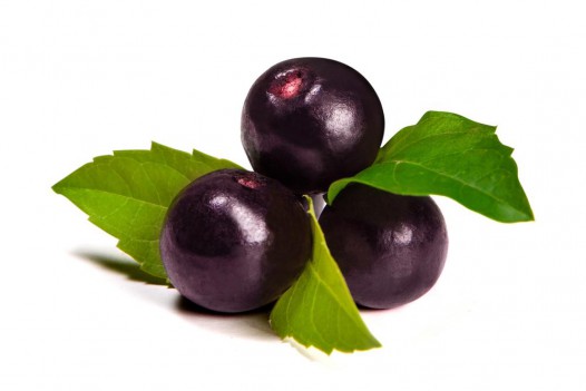 http://www.healthydietadvisor.com/wp-content/uploads/2014/06/acai-berries1.jpg