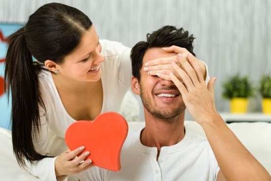 15 Astonishing Ways by Which You Can Give Surprise to Your Friends