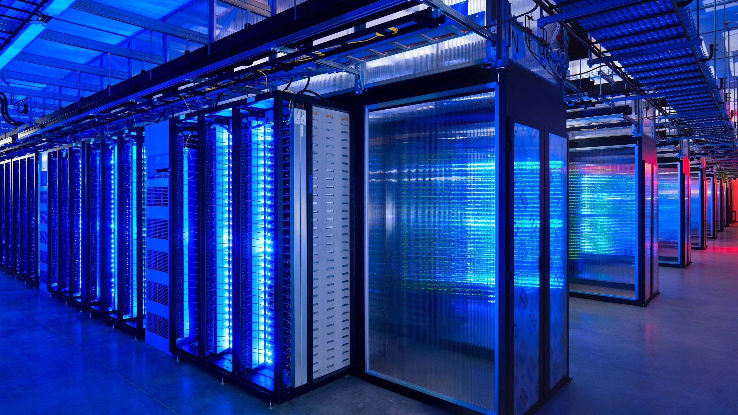 5 fastest super computers in the world. They are really ‘super’