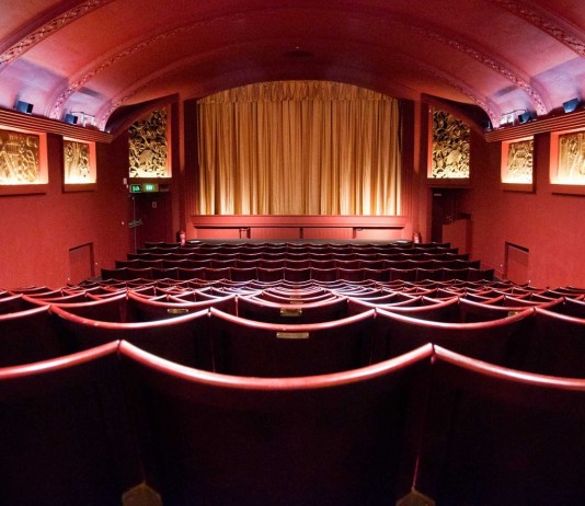 Top 10 Childhood Myths About CINEMA