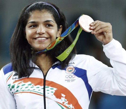 Sakshi Malik opens medal tally with Bronze at Rio Olympics Sakshi Malik opens medal tally with Bronze at Rio Olympics