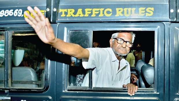 Traffic Ramaswamy - The Real Hero of Chennai!