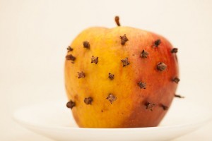 apples-and-cloves-300x200
