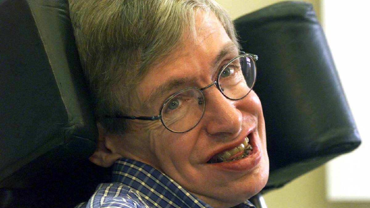 Award Winning Scientist Professor Stephen Hawking dies at age 76