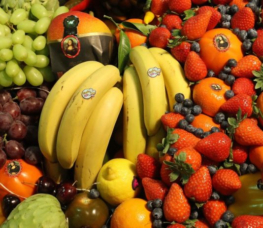 Top 10 Most Healthy Fruits in the world Best fruits in the world