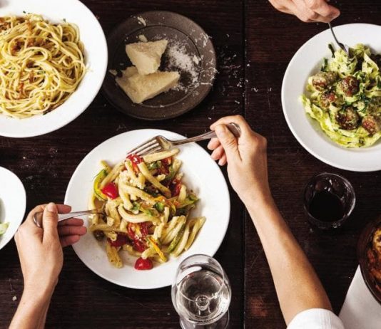 Top 10 Tasty Dishes Celebrated in Melbourne