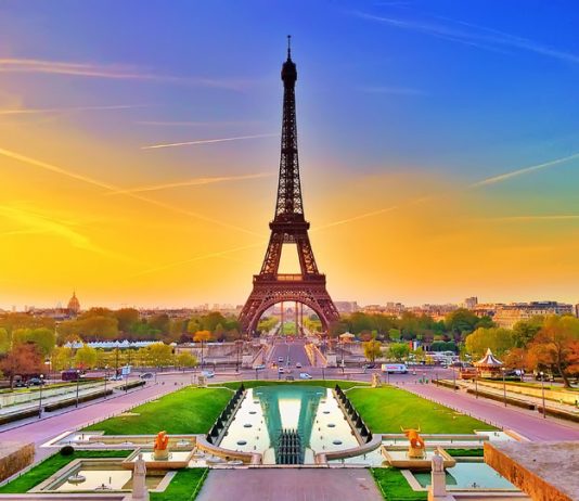 6 Places That You Should Visit In France