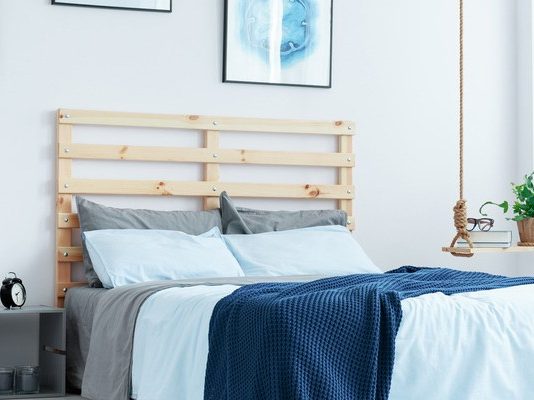 5 Ways to Give Your Bedroom a Beautiful Makeover