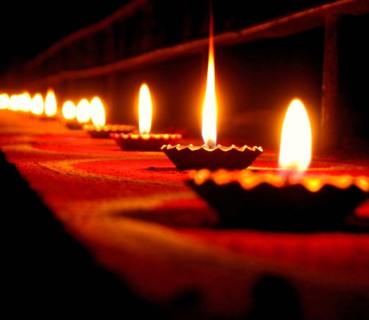 Alternatives to The Usual Wear This Diwali oil-lamps
