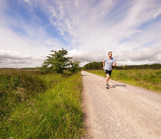 Easy Workouts Anyone Can Do At Home Or Outdoors