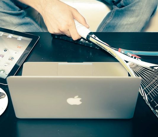 Check whether vision11 or Getmega offers you more rewards and bonuses.