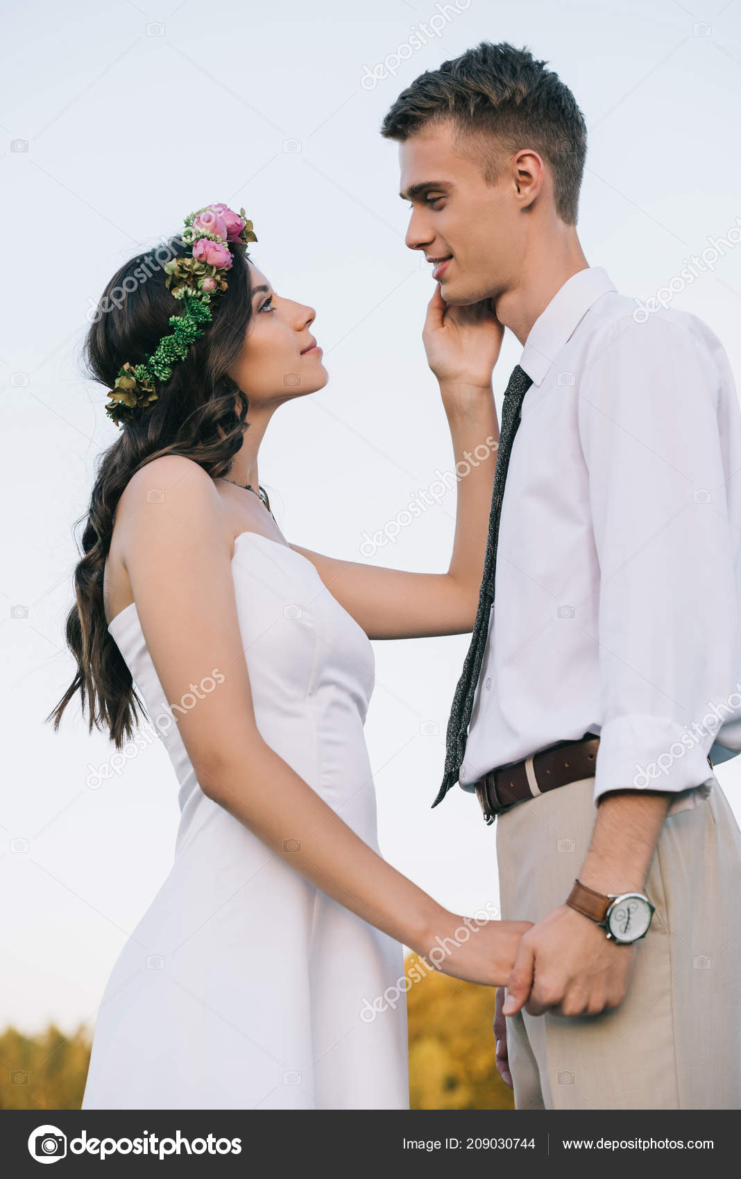 5 Things Every Couple Should Talk About Before Getting Married 