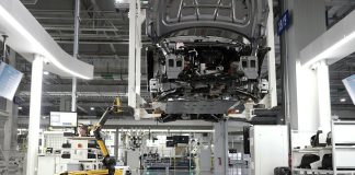 Integrating Motion Control Solutions in Manufacturing and Robotics